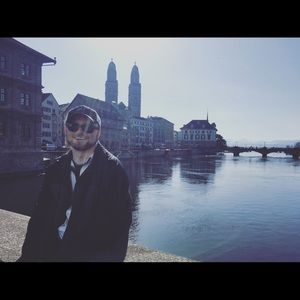 Meet your Posher, Sean